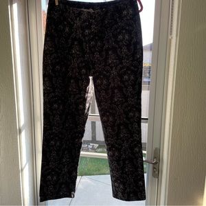 Isaac Mizrahi pants. Size 16. Black with off white pattern.